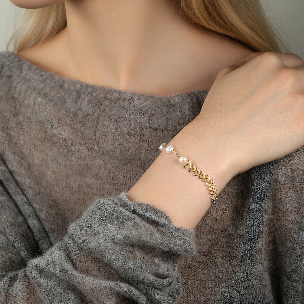 Laurel Grace – Freshwater Pearl Vermeil Bracelet