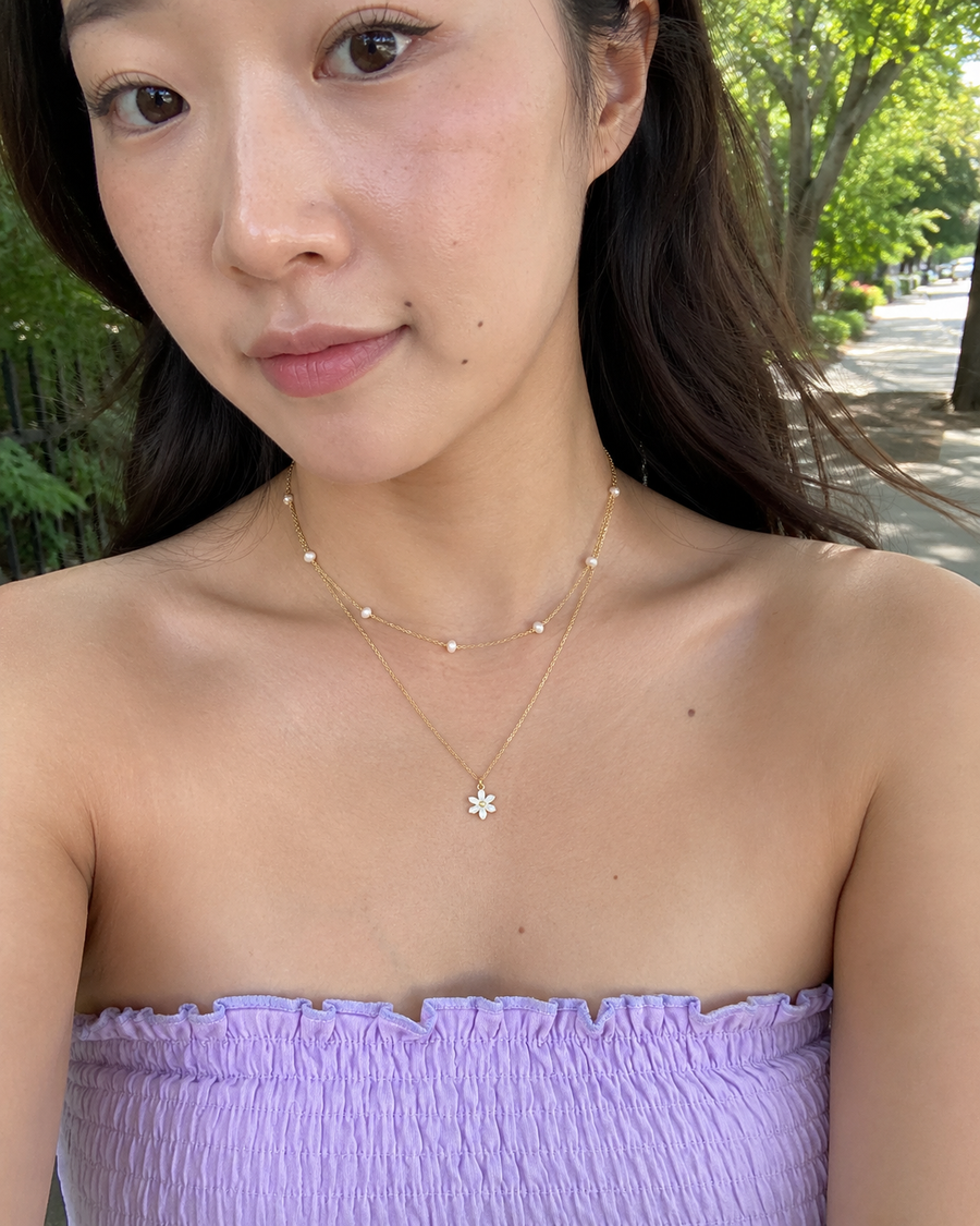Petite Bloom – Pearl Double Chain & Daisy Pendant Necklace