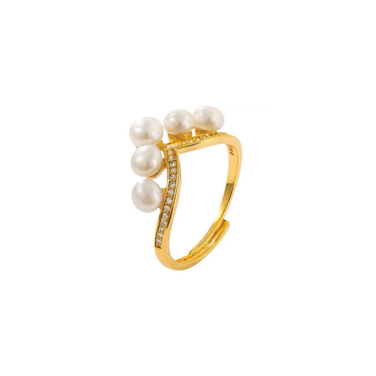 Crown Glow – Freshwater Pearl & Crystal Ring