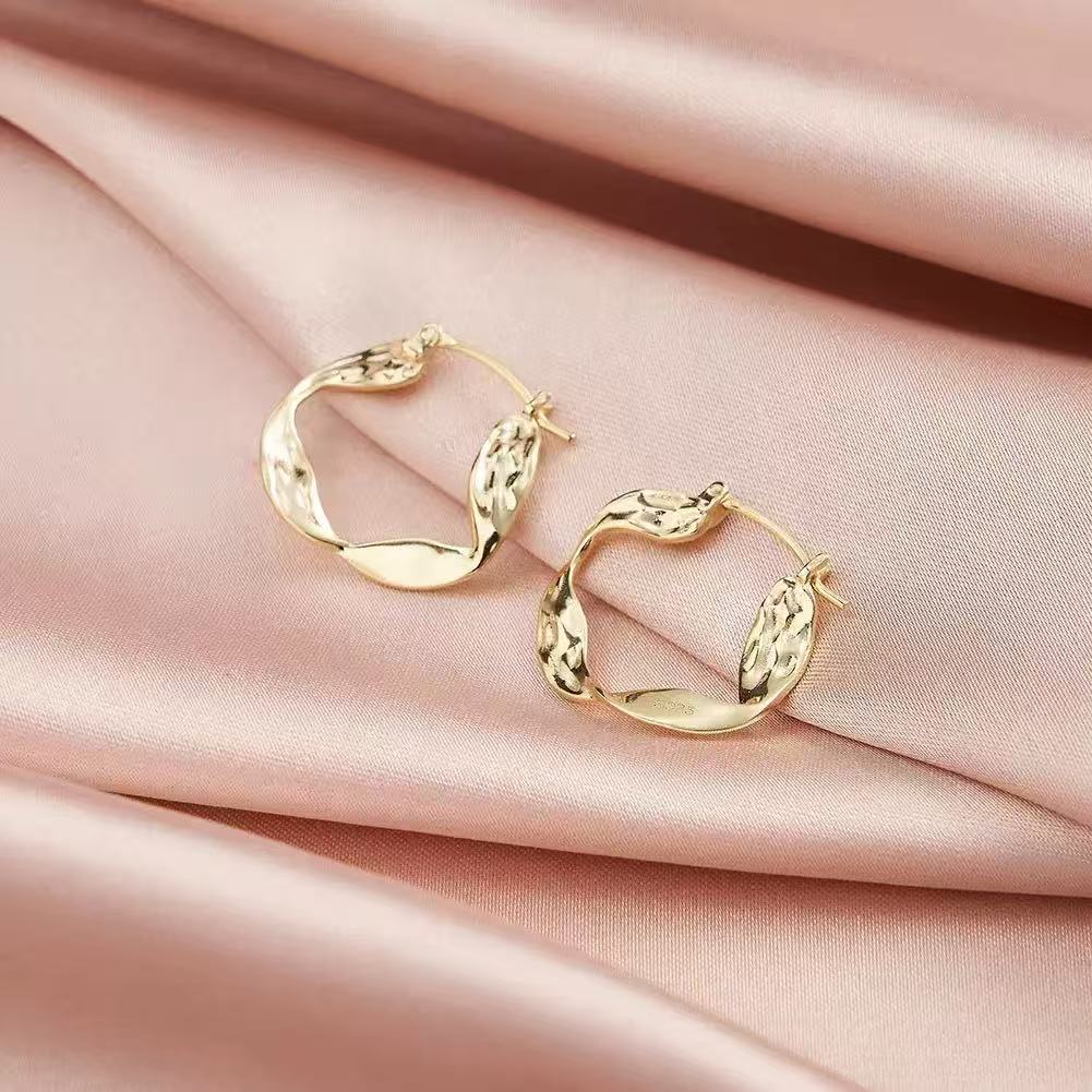Twisted Texture Hoop Earrings