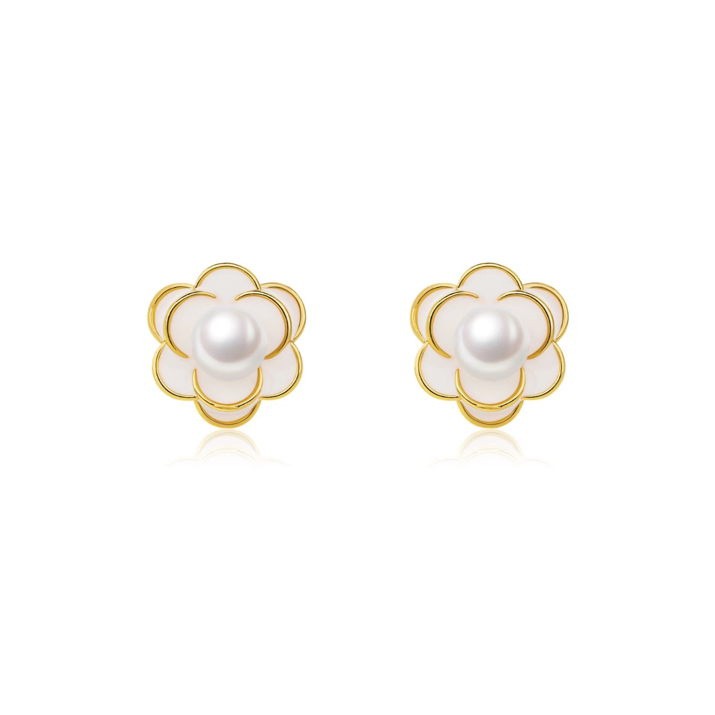 Camellia Bloom – Freshwater Pearl Stud Earrings