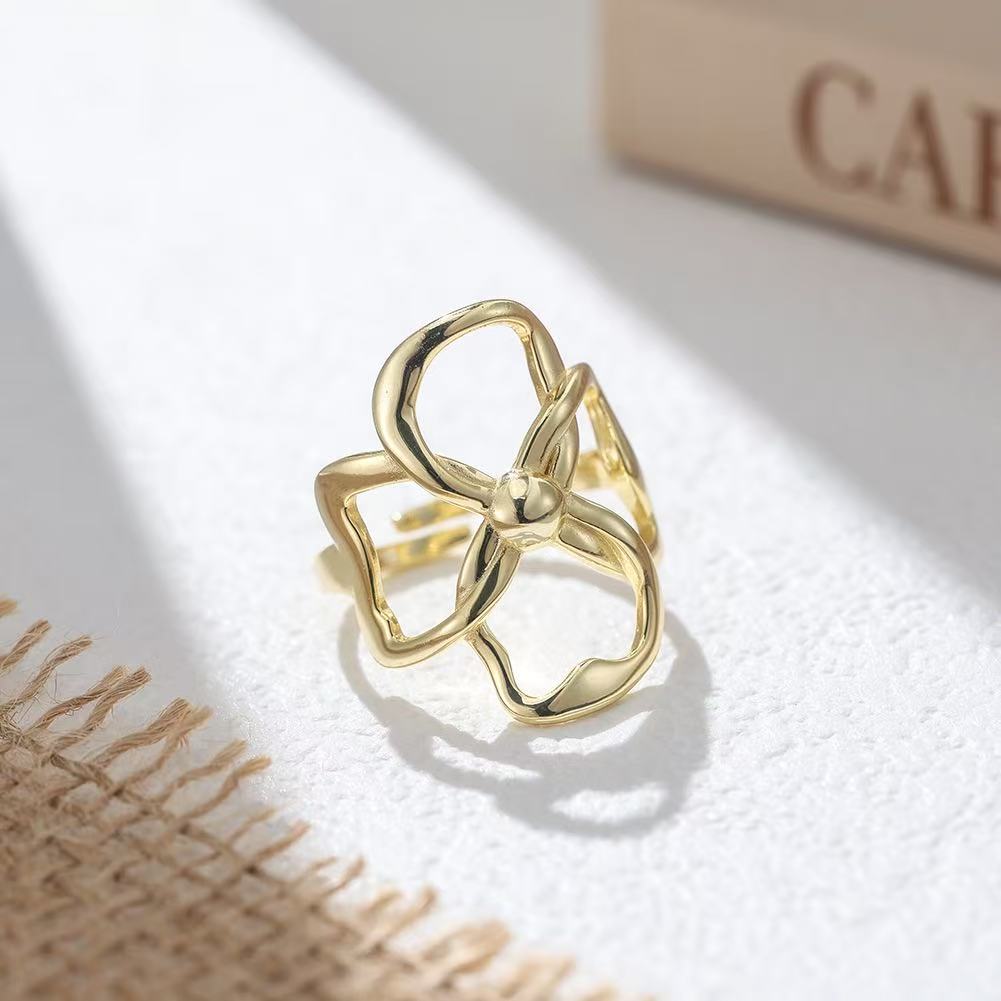 Floral Loop Adjustable Ring