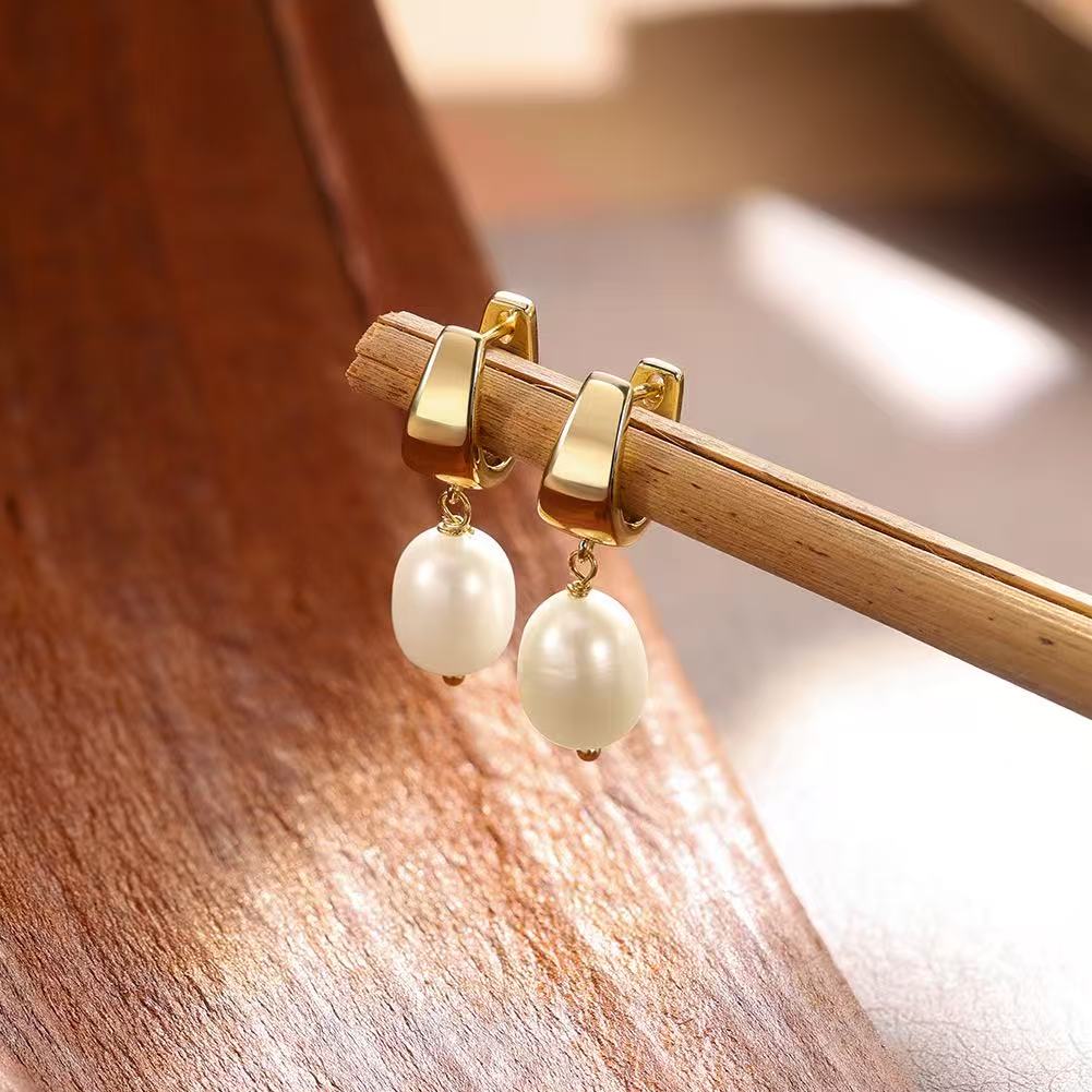 Pearl Dangle Huggie Earrings