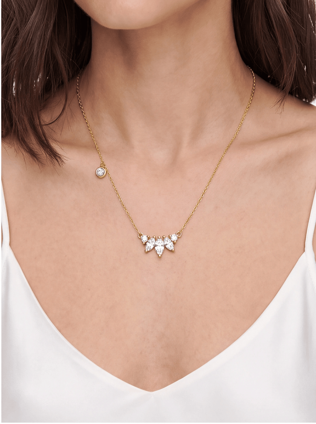Spark Cluster Pendant Necklace