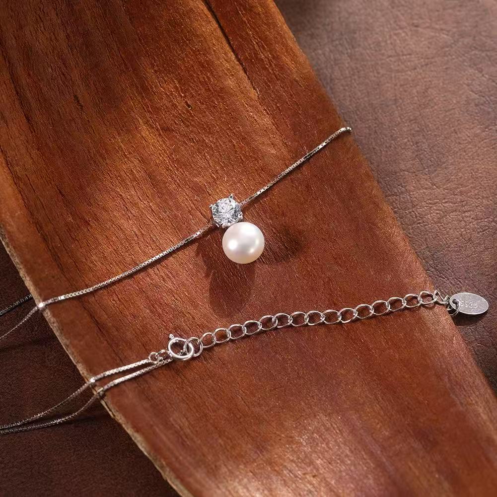 Pearl Dangle Pendant Necklace