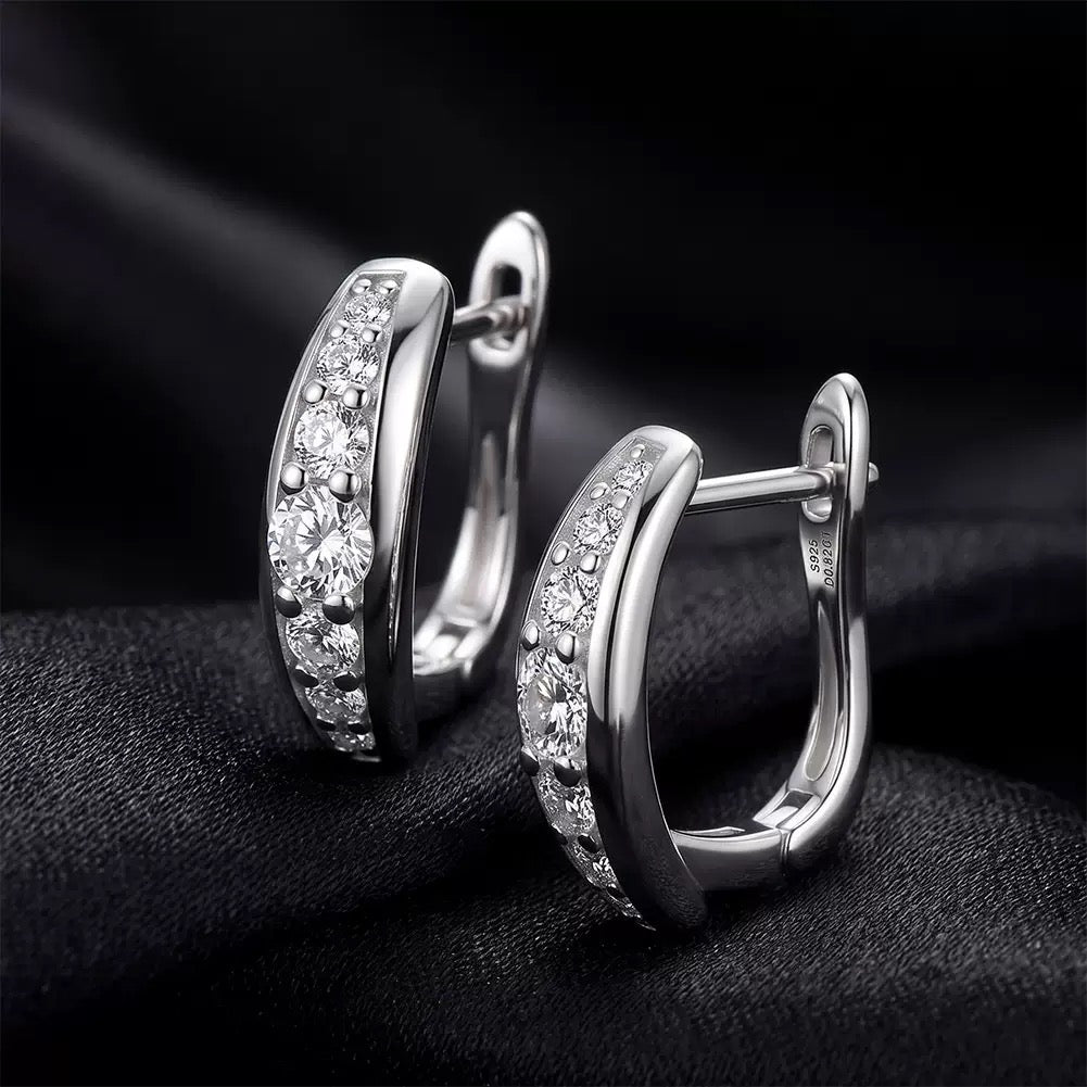 Graduated Moissanite Huggie Hoops – image 6