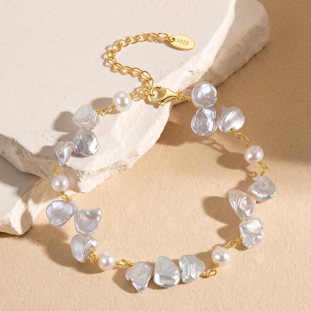 Petal Tide Natural Pearl Bracelet