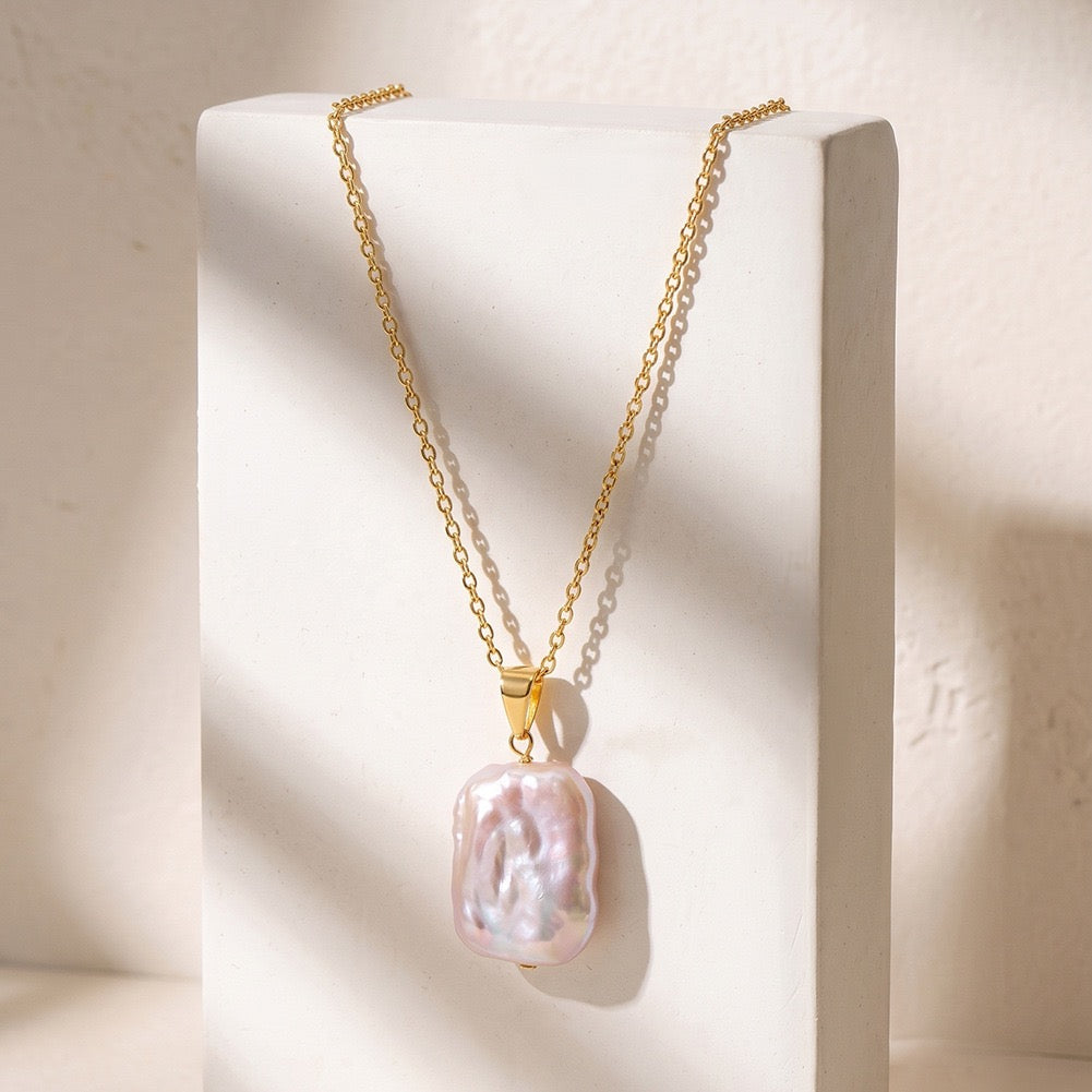 Aurora Keepsake Pearl Pendant Necklace