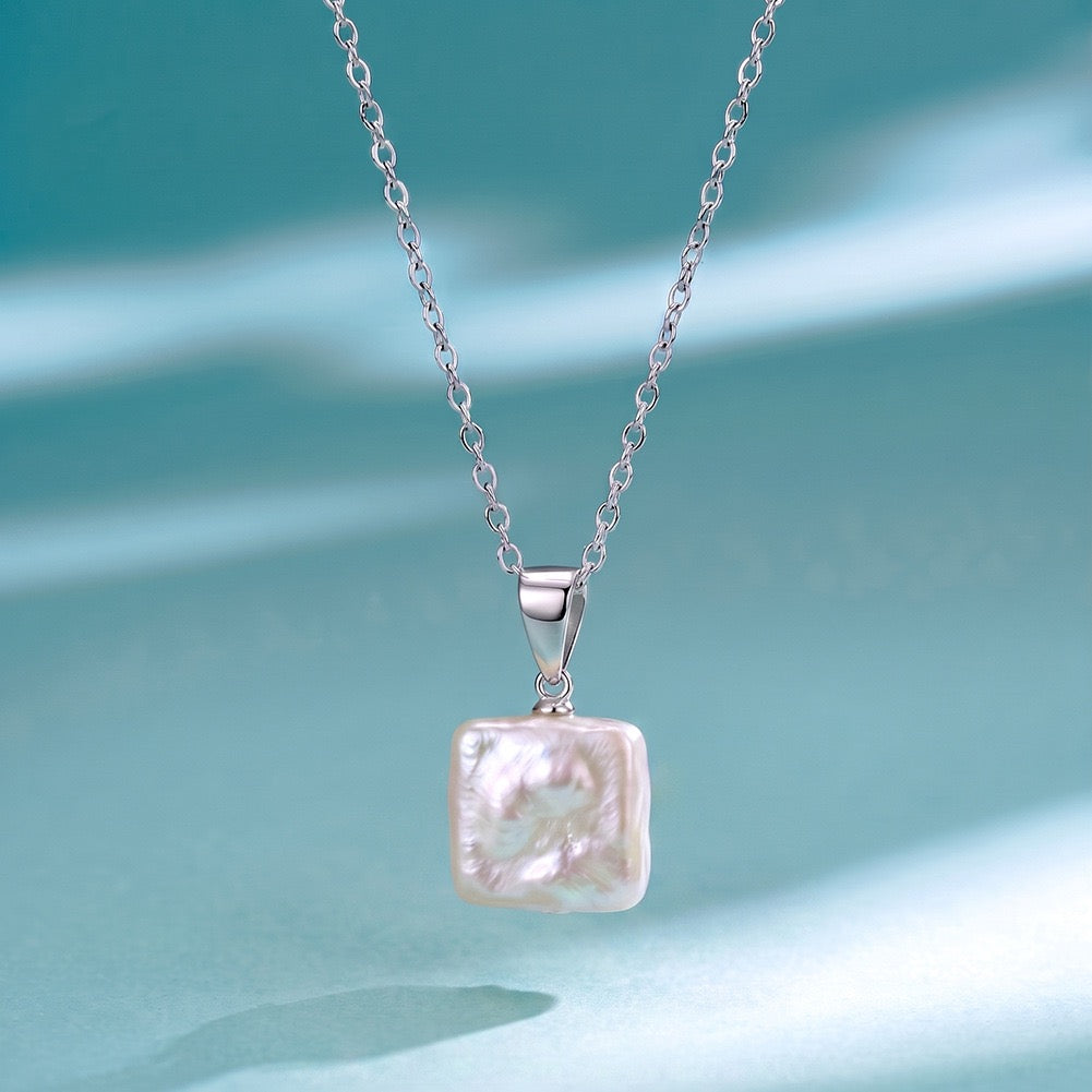 Lumi Keepsake Pearl Pendant Necklace