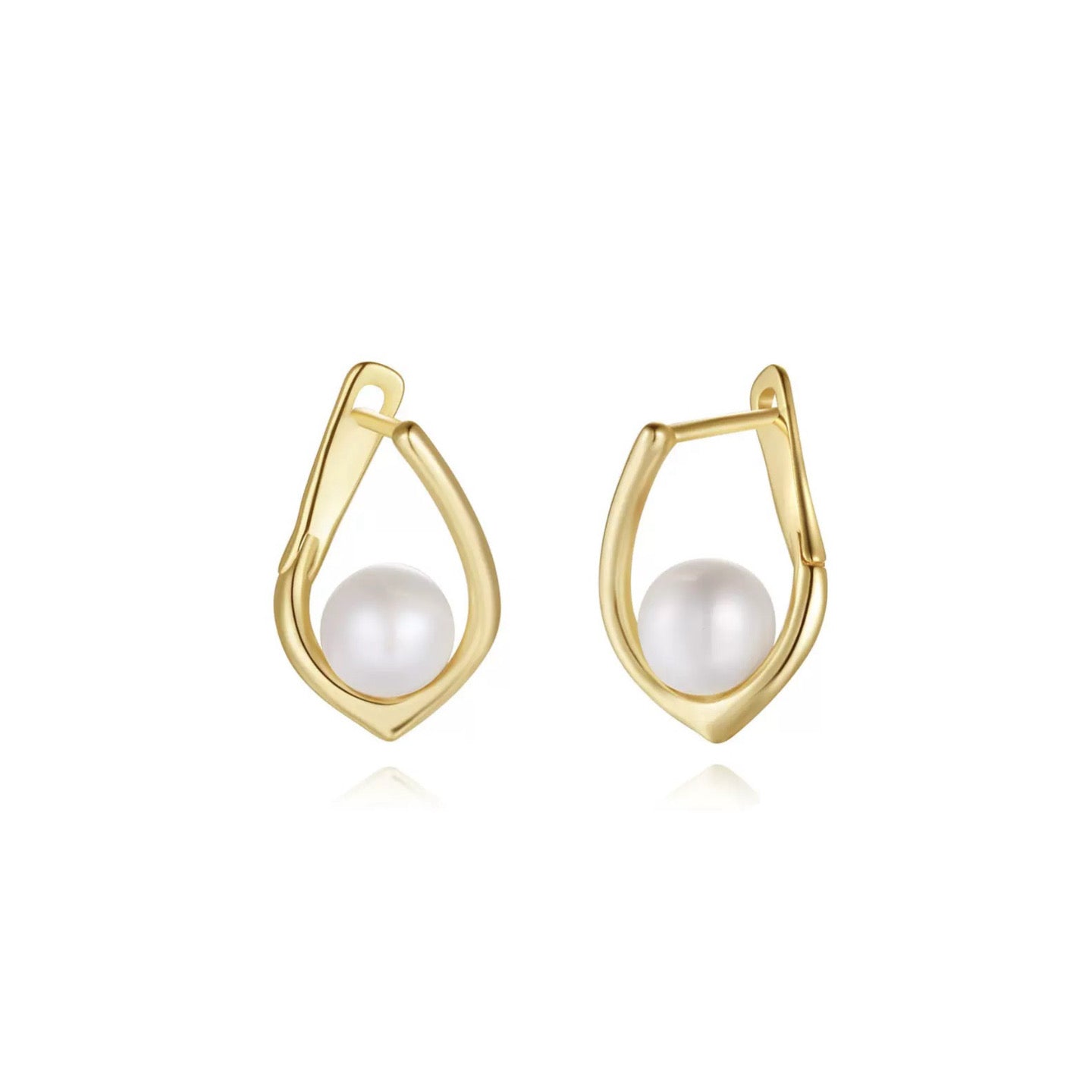 Aurora Drop – Geometric Freshwater Pearl & Vermeil Earrings
