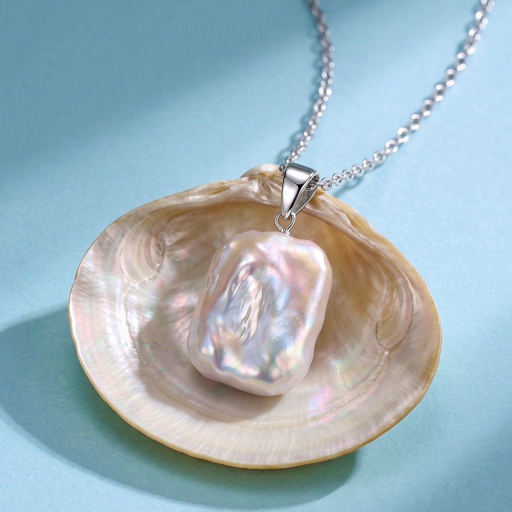 Aurora Keepsake Pearl Pendant Necklace