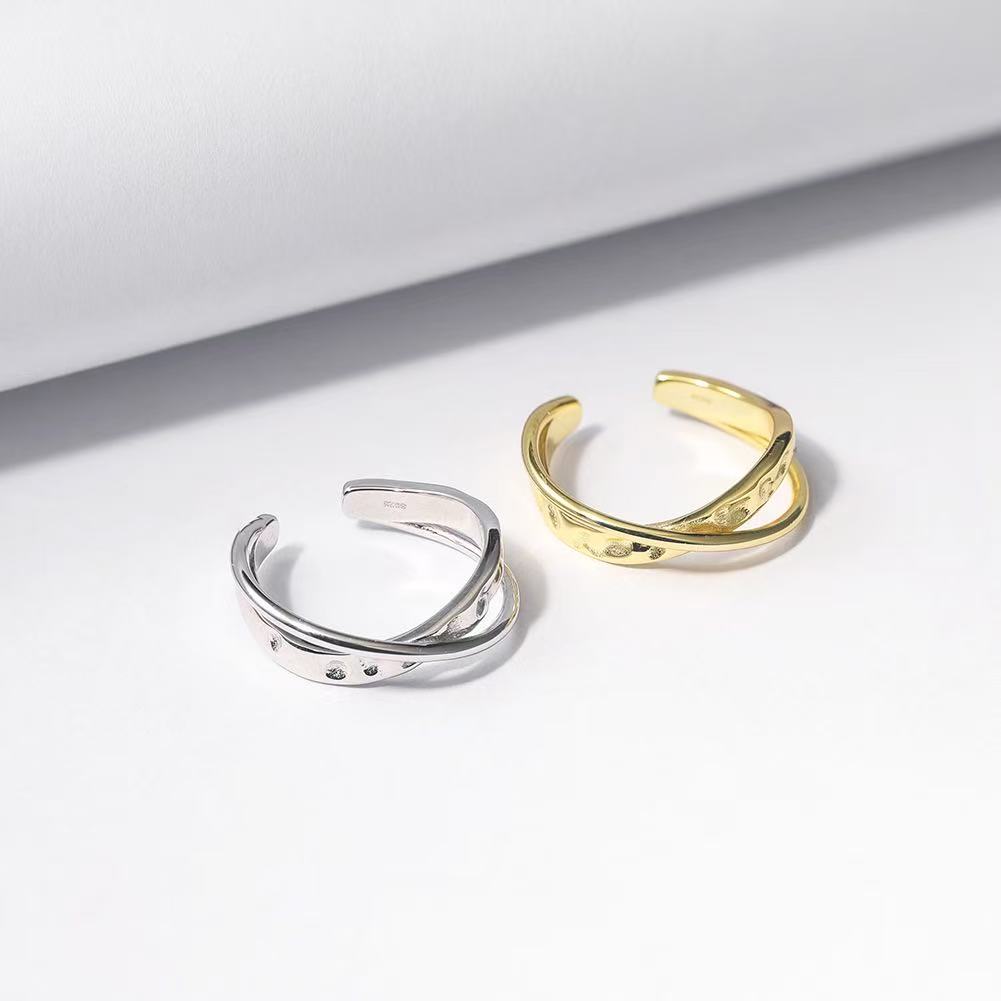Textured Crossover Adjustable Ring