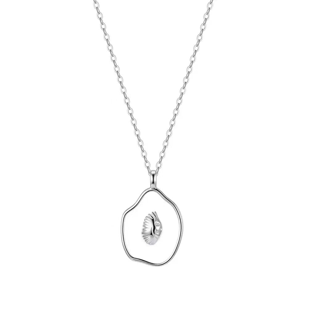 White Seashell Pendant Necklace
