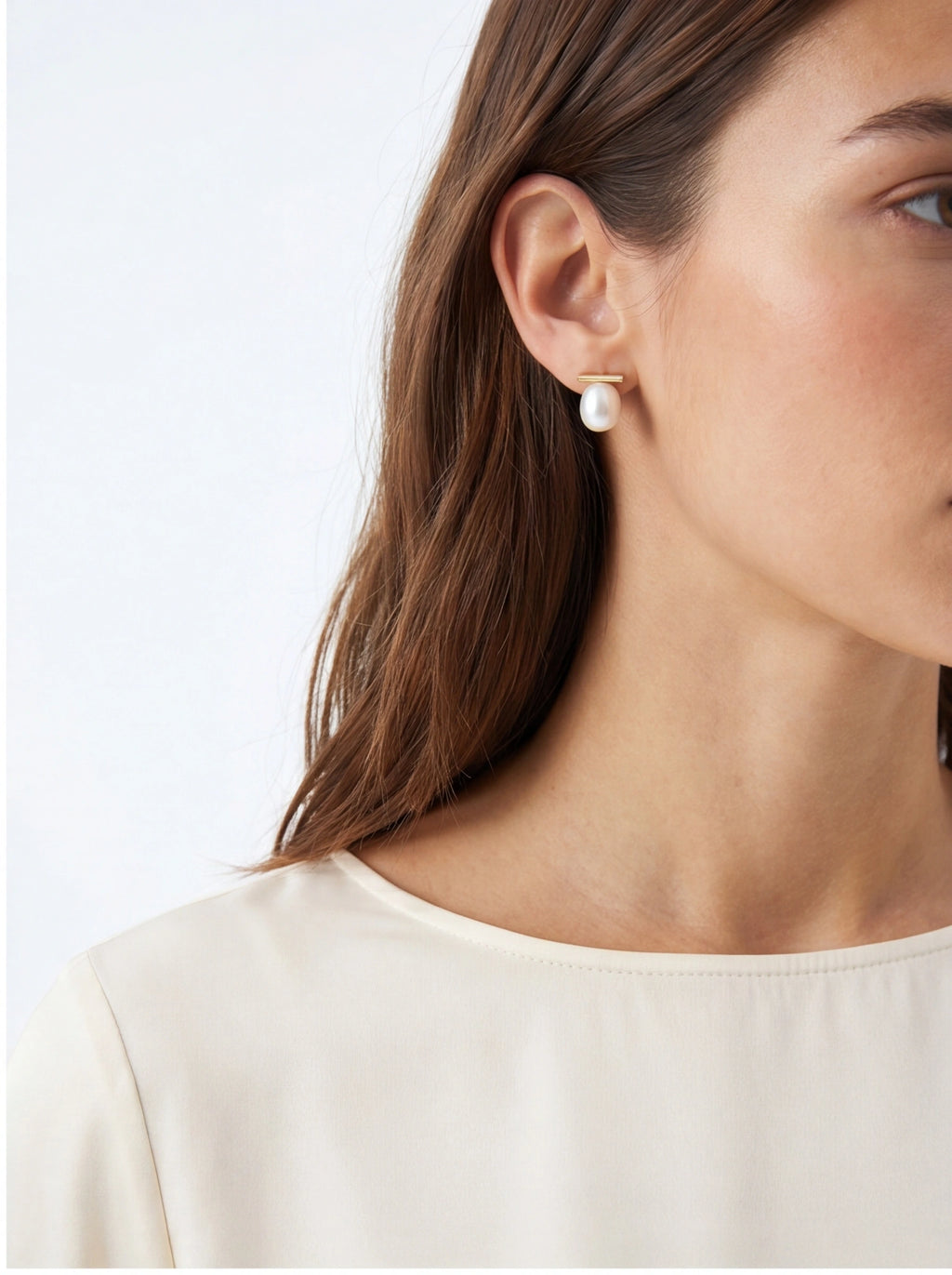 Pearl Balance Stud Earrings