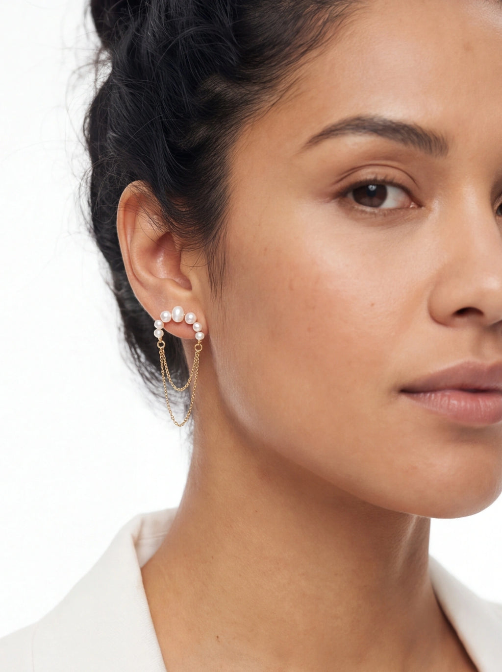 Pearl Garland Chain Stud Earrings