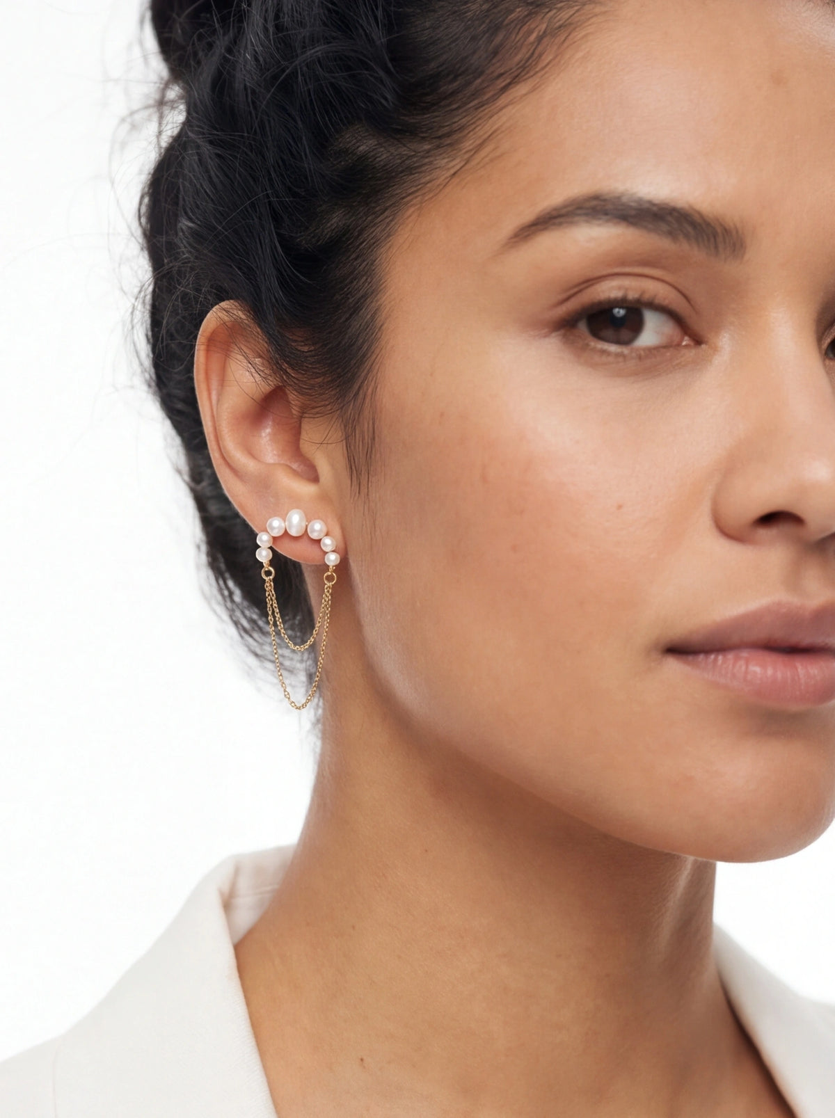 Pearl Garland Chain Stud Earrings