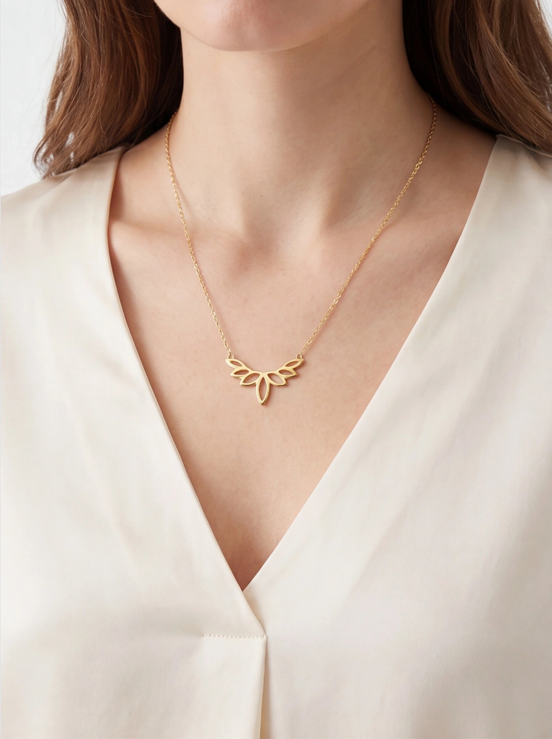 Petalia Bloom Layer Layered Necklace product photo by Starlight