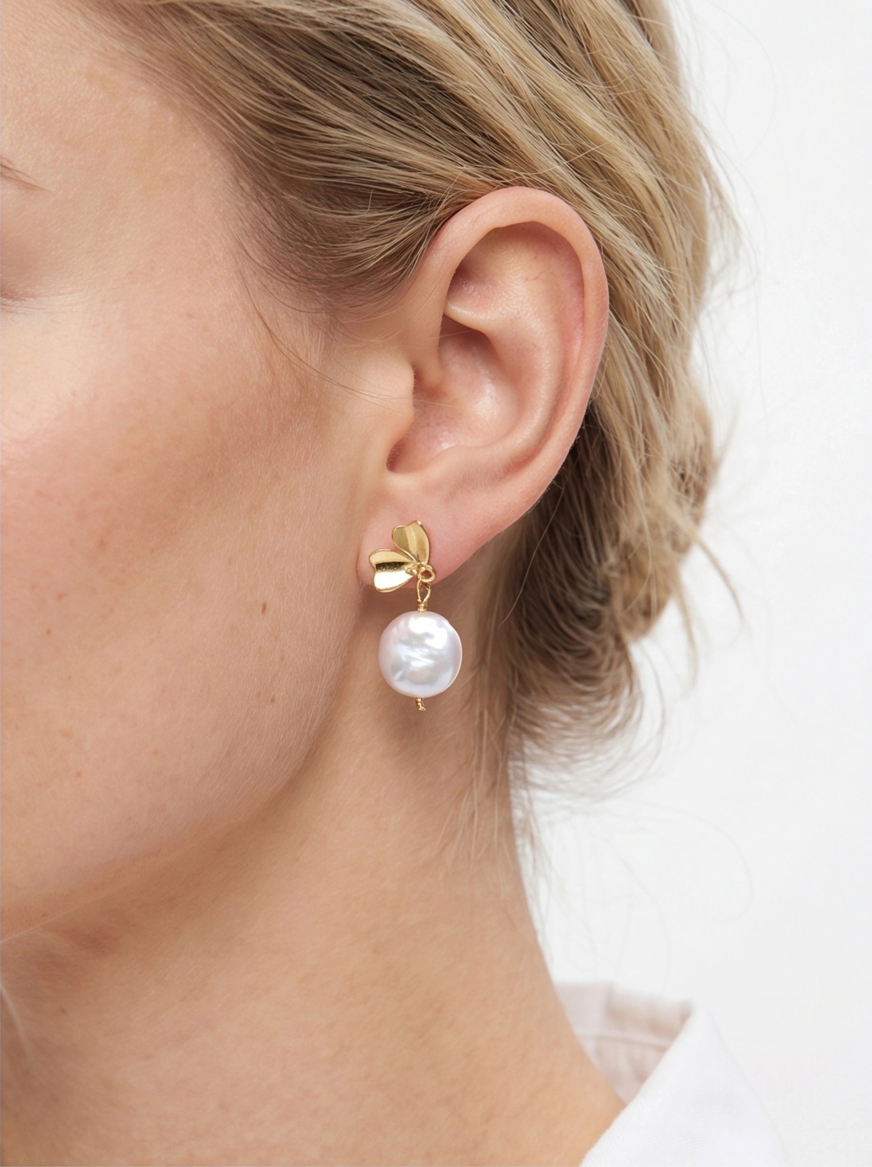 Bloom Drop – Freshwater Coin Pearl & Vermeil Floral Earrings