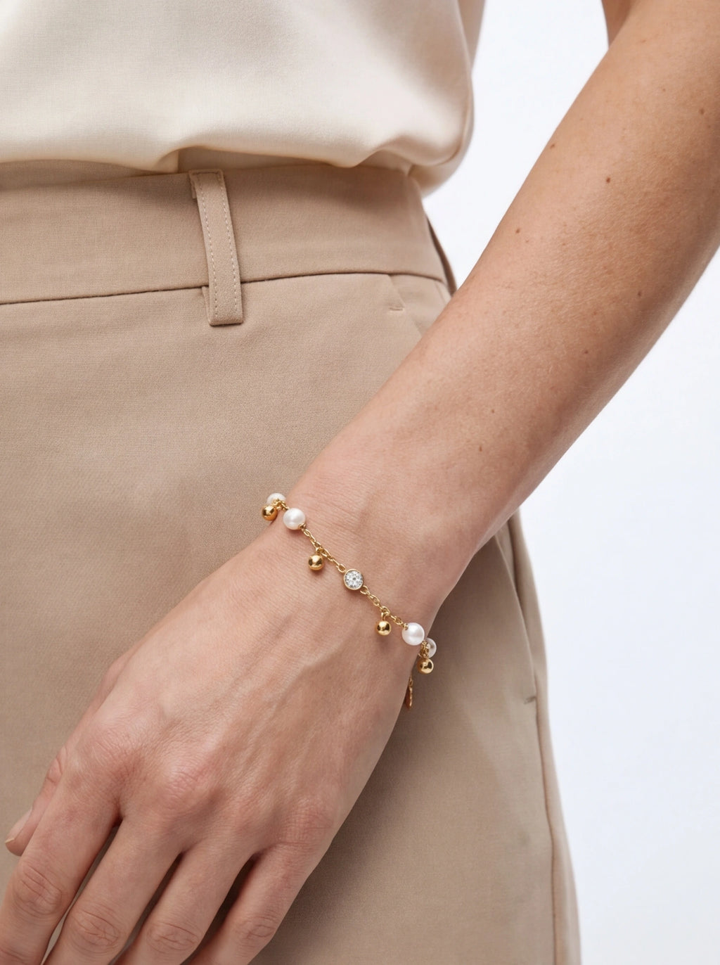 Dancing Pearl Charm Bracelet