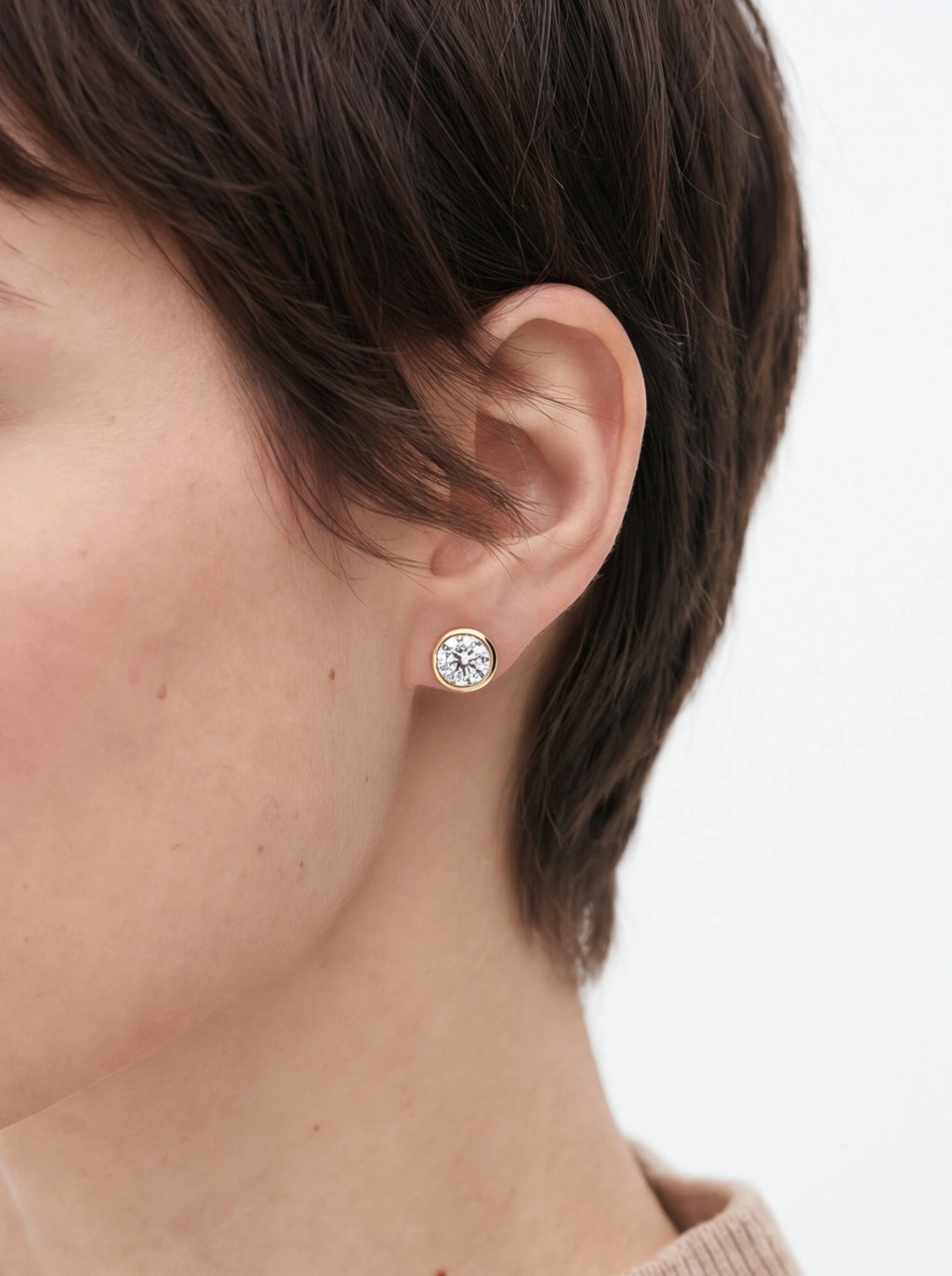 Round Bezel Moissanite Stud Earrings